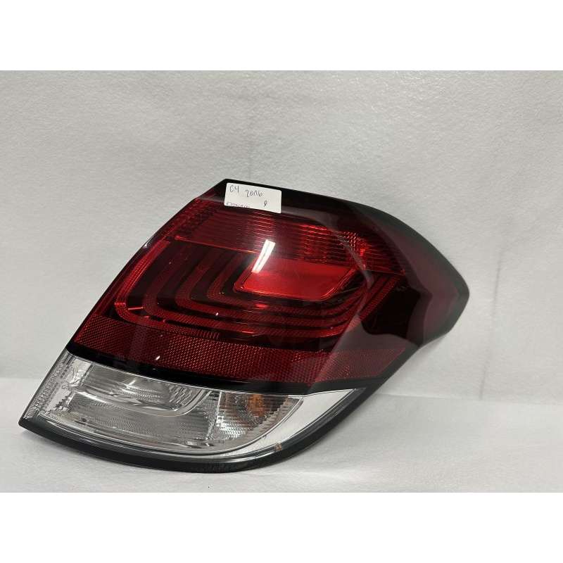 FAROLIM DIREITO CITROEN C4 ANO 2016