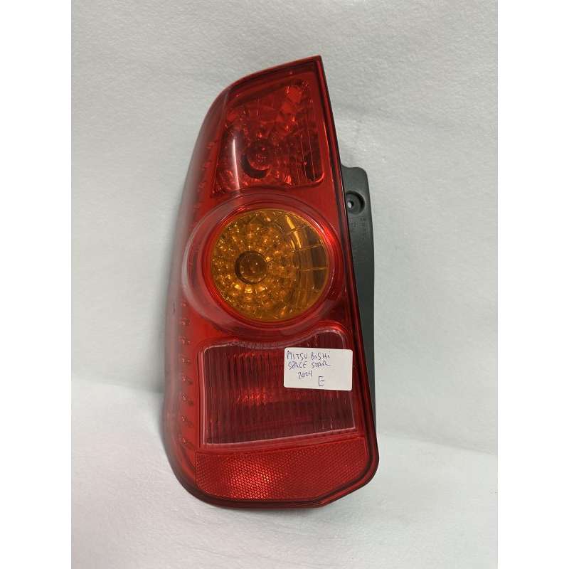 FAROLIM ESQUERDO MITSUBISHI APSACE STAR ANO 2004