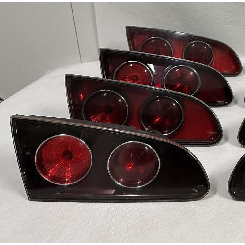 FAROLIM MALA ESQUERDO SEAT IBIZA III (6L1) VERSAO RED SMOKE – 6L6945093L