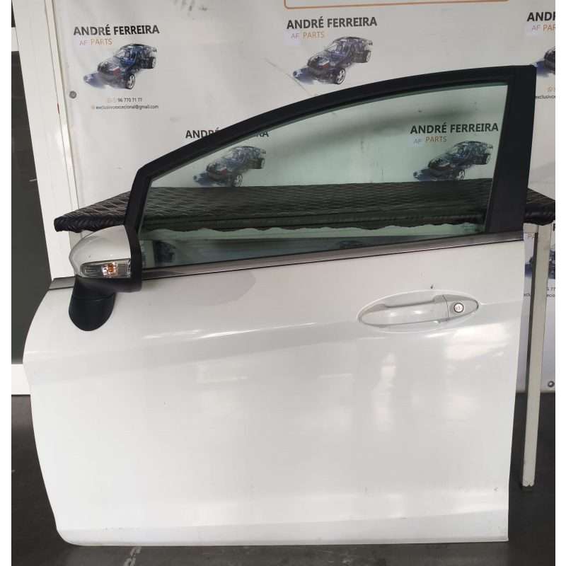 PORTA FRENTE ESQUERDA FORD FIESTA